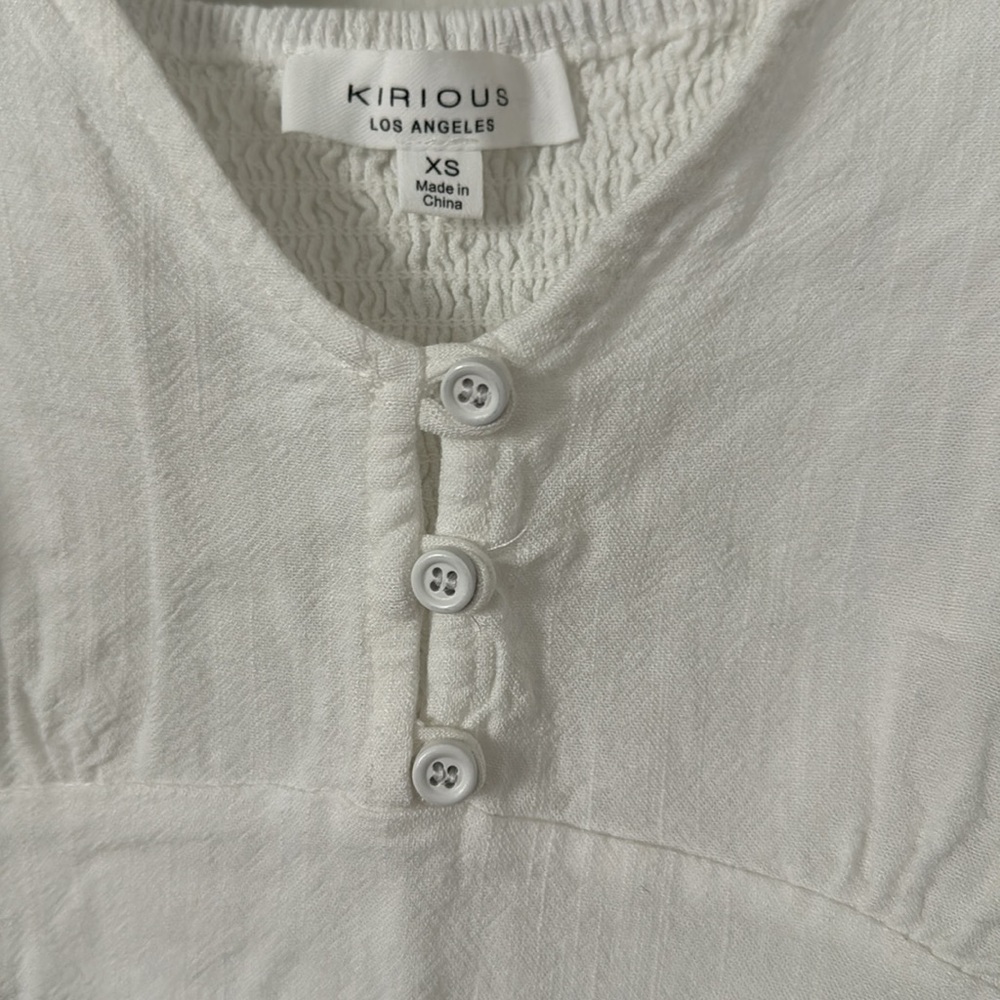 White Button-Front Top - Picture 2 of 7